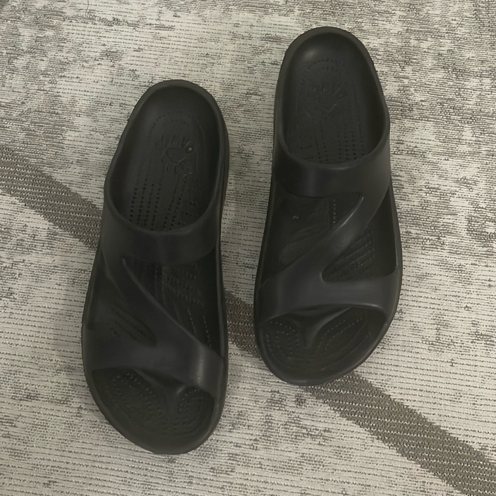 DAWGS Women's Z Sandals  Size 9 Black Comfort Slides Slip On J